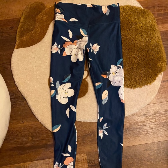 Athleta Floral Green UPF Leggings size Small - Picture 1 of 6